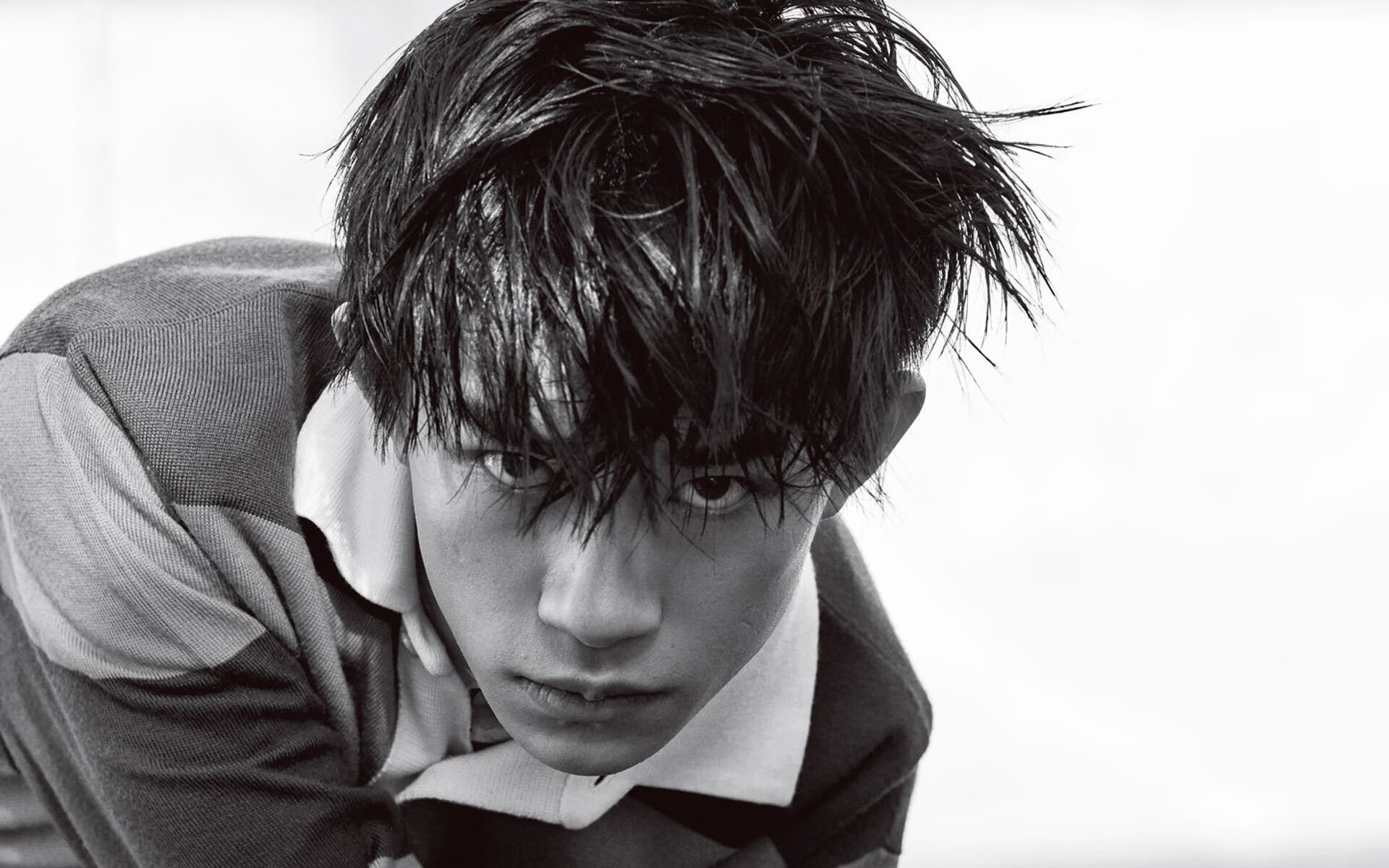 kaiyun.com-中锋与边位配合默契，多次完成快攻得分，中锋和边锋谁更容易进球