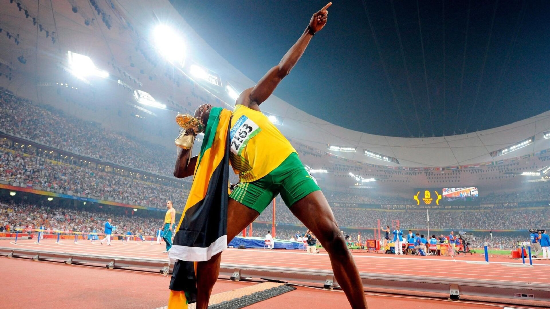 开云体育入口-足球运动员权益保障体系不断完善，行业规范提升，足球运动员基本要求